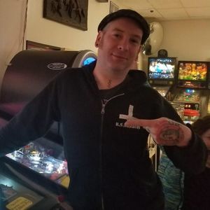 Meet your Posher, Christopher